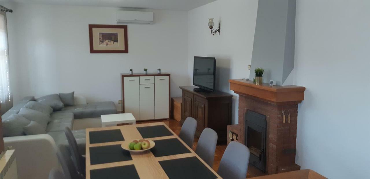 Apartman Max Sveti Ivan Zelina Bagian luar foto